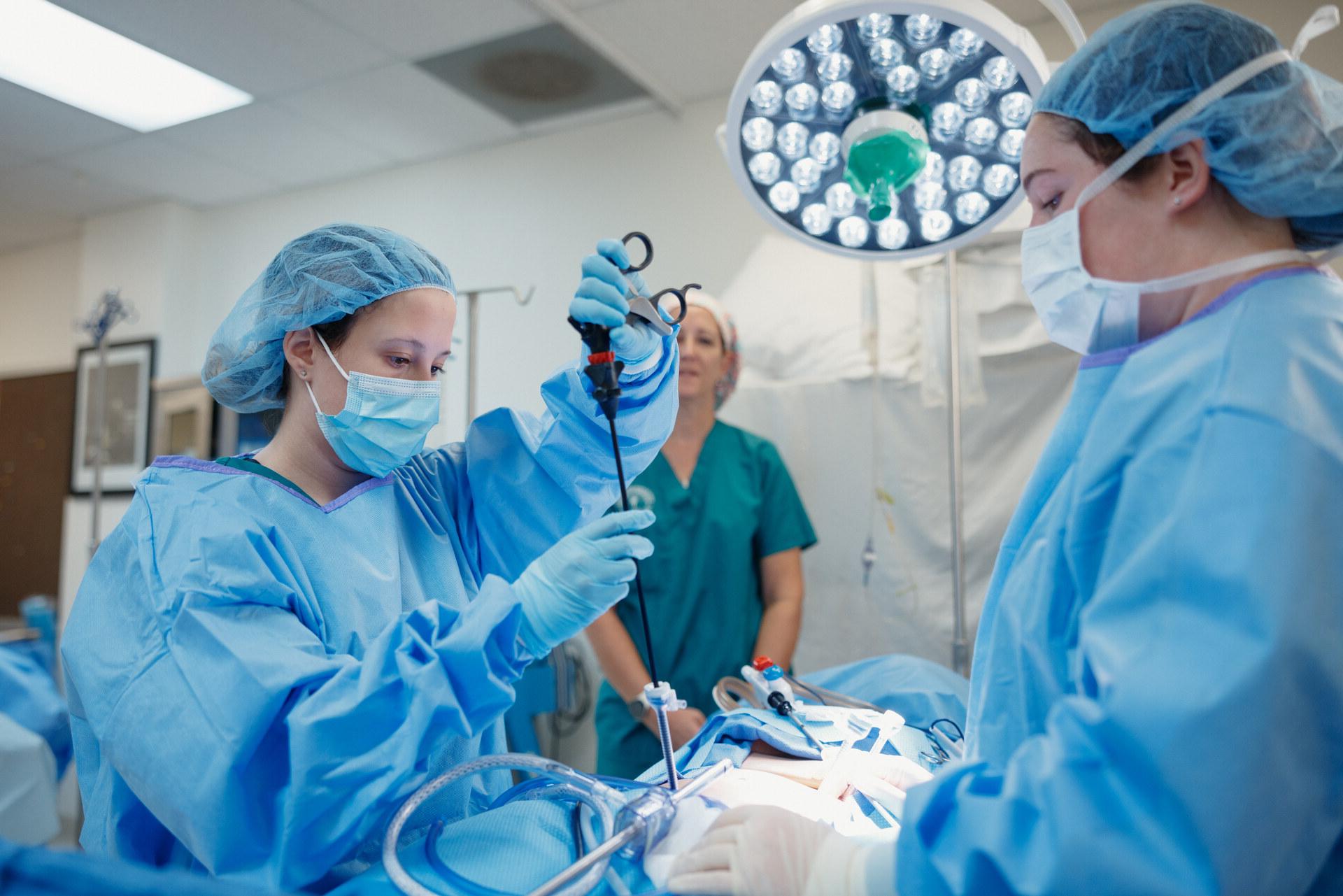 Two surgeons in an operating room